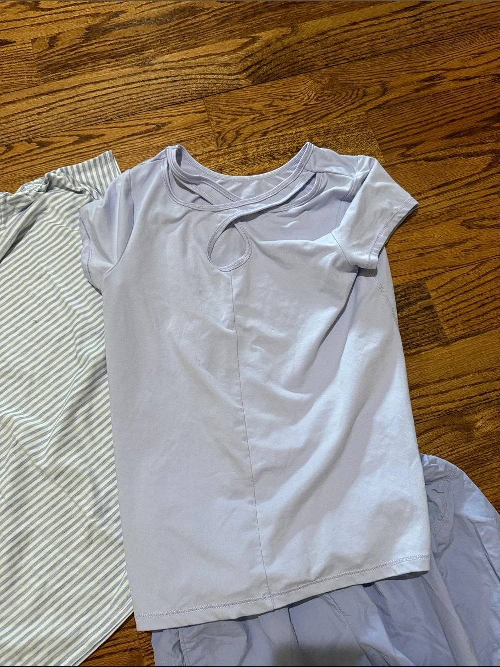 All in motion girls set of 2 tops, sweatshirt & 1 pair of lilac shorts large